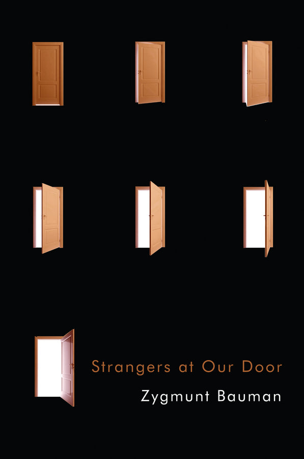 Strangers at Our Door (Paperback / softback) 9781509512171