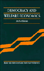 Democracy and Welfare Economics (Paperback) 9780521436373