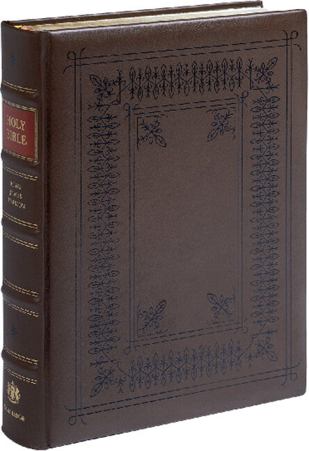 Cambridge KJV Family Chronicle Bible, Brown Calfskin Leather over Boards, Limited Numbered Edition; with illustrations by Gustave Doré (Leather / fine binding) 9781009010658