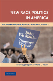 New Race Politics in America; Understanding Minority and Immigrant Politics (Hardback) 9780521854276