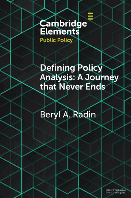 Defining Policy Analysis: A Journey that Never Ends (Paperback / softback) 9781108927802